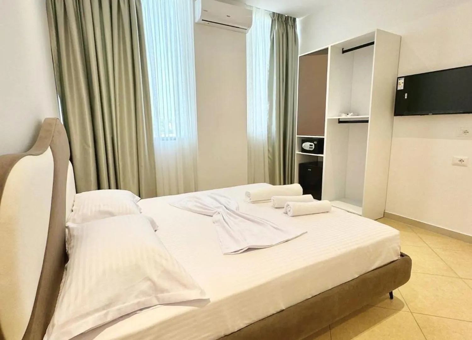 Hotel Balili Vlorë 0*,