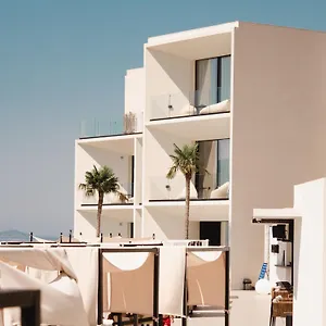 4* Hotel Nobus &